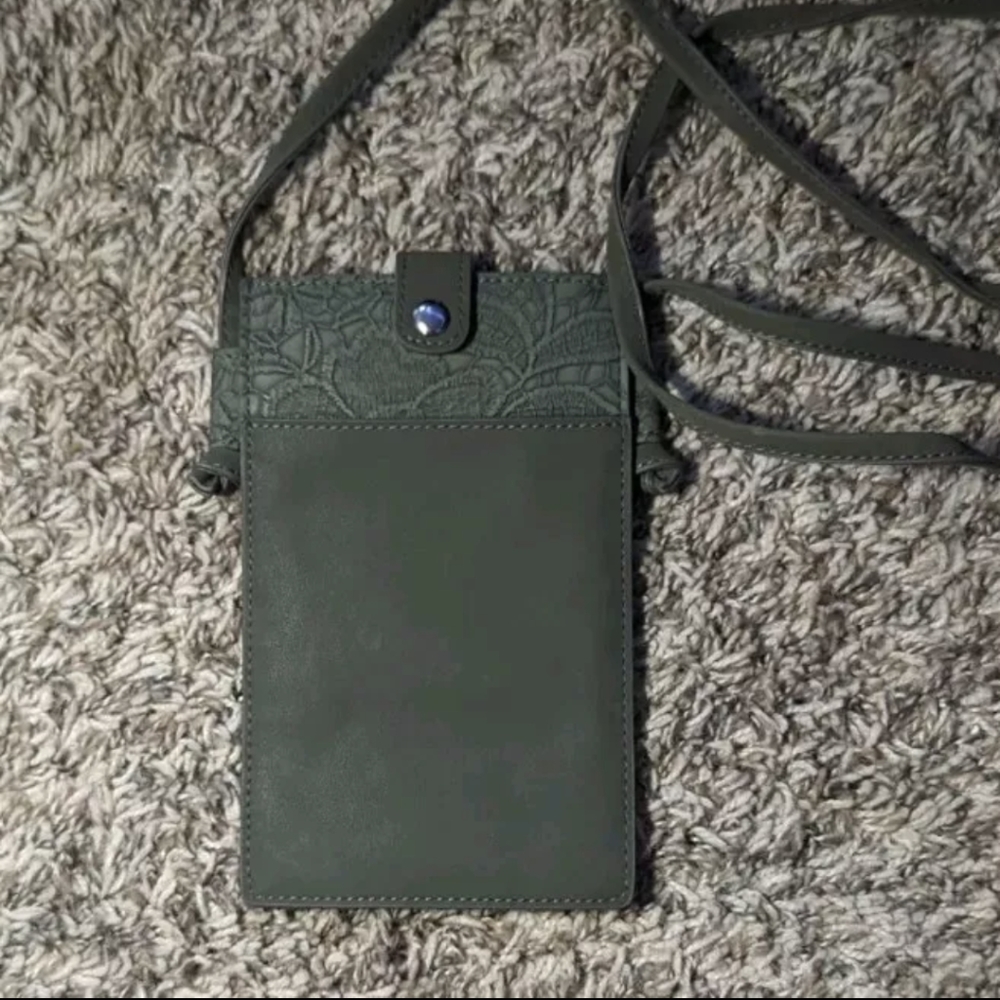 Save the Girls Sz Small Touchscreen  Crossbody- Green Floral